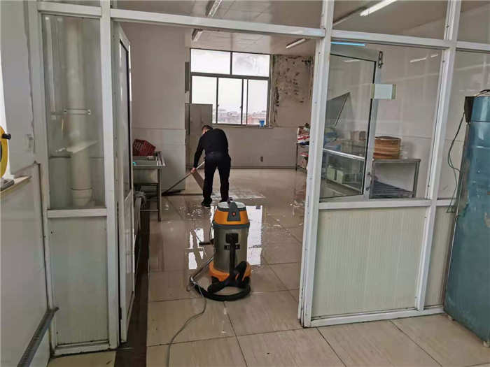 ���Kʡ�(zh��n)���ГP(y��ng)���е�һ�ЌW(xu��)�������F(tu��n)�������ЌW(xu��)���ɴu<a href=http://www.guanyue98.cn><strong><a href=http://www.guanyue98.cn><strong><a href=http://www.guanyue98.cn><strong>�������</strong></a></strong></a>̎��</strong></a>.jpg
